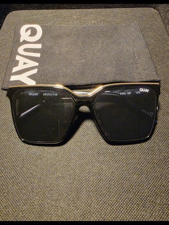 Quay Australia Accessories - Quay Australia Black Sunglasses with Gold Accent